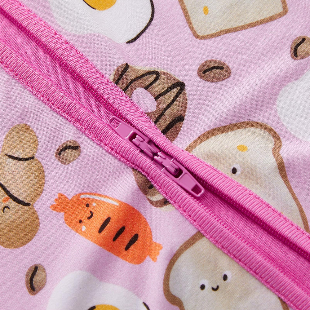 Pureborn sleeper's tagless interior for itch-free, comfy sleep.