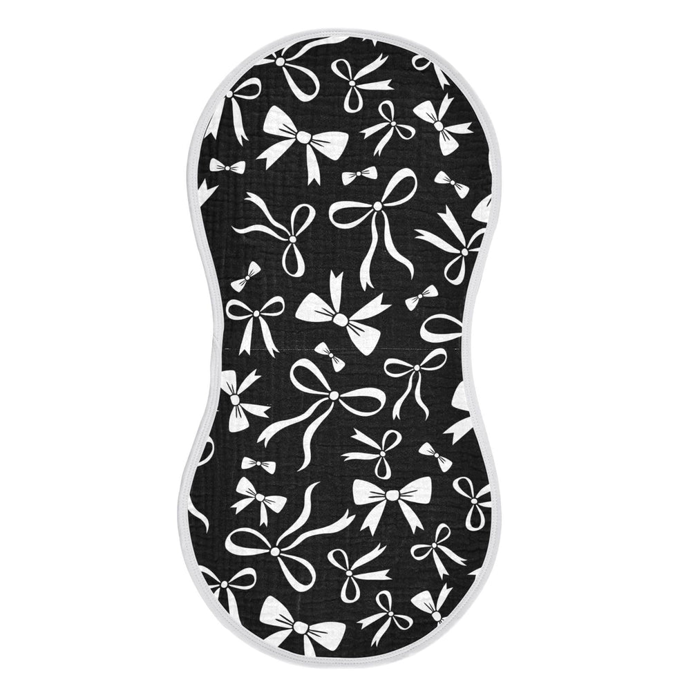 Qinllo muslin burp cloth with ribbon bow offers soft comfort and protection.