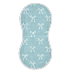Qinllo muslin burp cloth flat lay with teal ribbon bow for quick burp coverage