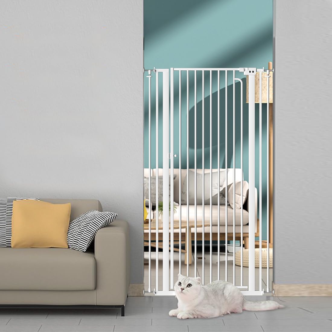 Qonimm indoor gate suitable for stairs and kitchen doorways.