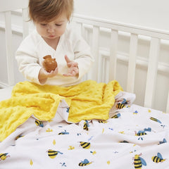 QSTEHEML Bee baby blanket back pattern viewed for cozy stroller naps.