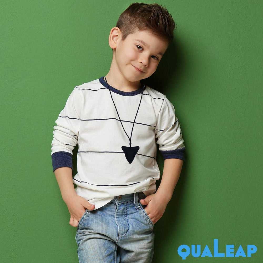 Qualeap Amber kid-friendly sensory necklace for teething and focus.