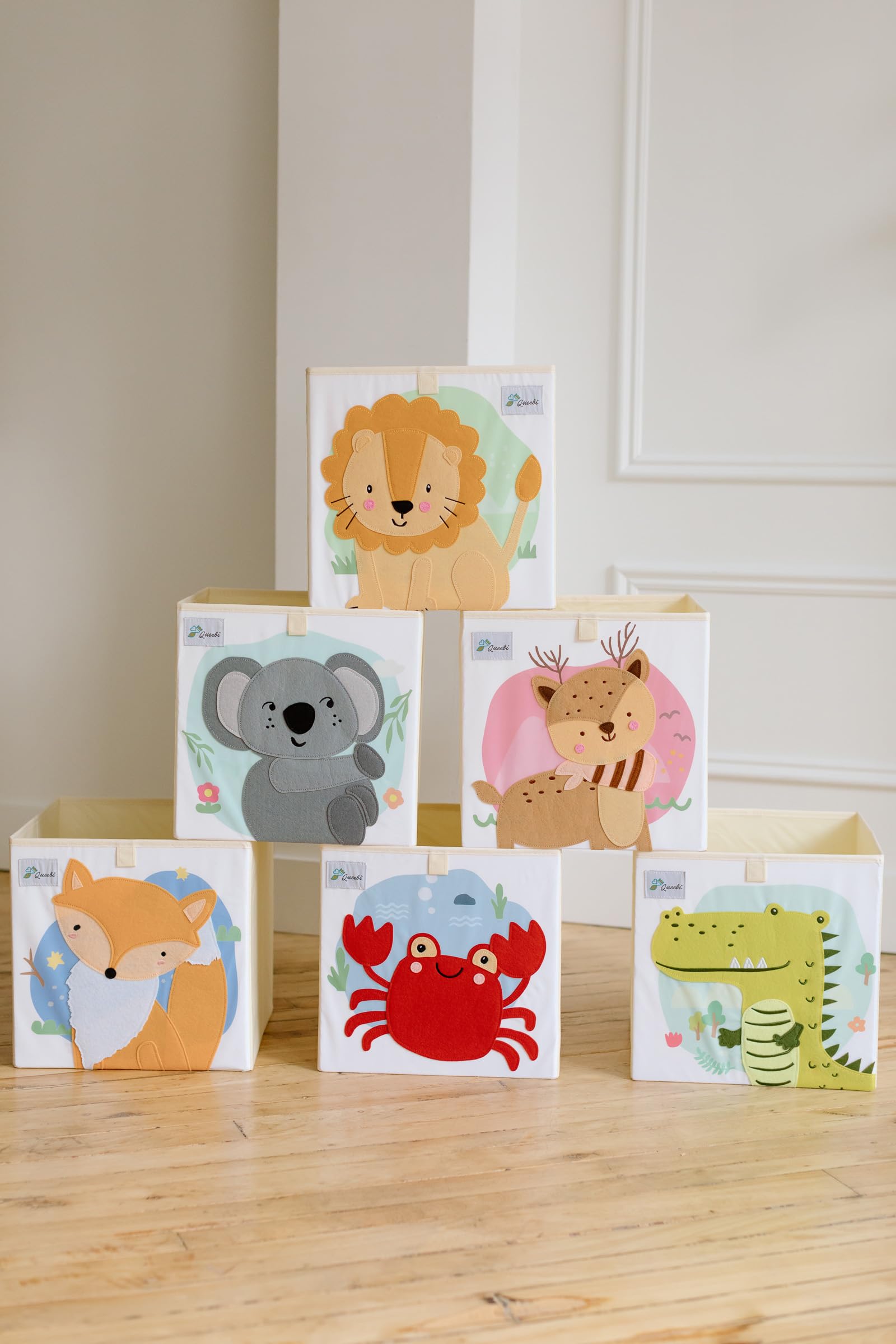 Queebi Koala storage cube keeps closet tidy with organized bins.