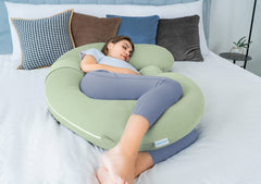 Queen Rose detachable belly wedge provides customizable belly support.