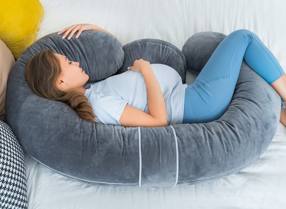 QUEEN ROSE ergonomic side-sleep design aids natural posture for moms-to-be