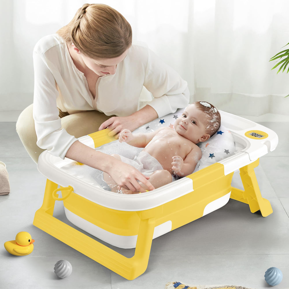 QueenFul portable bath tub for newborn to toddler on the go.
