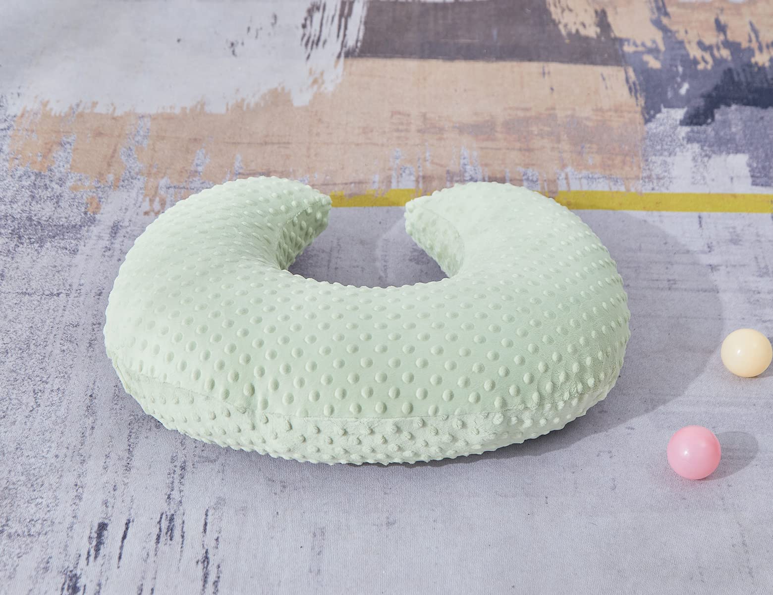 QUENESS BABY pillow shipped compressed and puffed to full size.