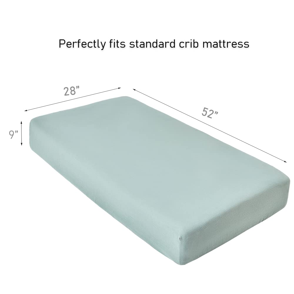 QUENESS muslin sheet with a 9-inch deep pocket for standard cribs