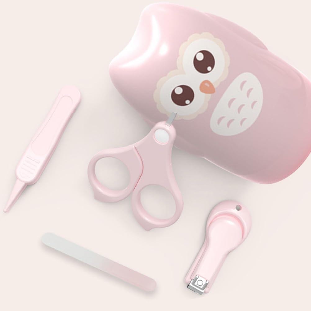QUMIIRITY tweezers ideal for delicate infant grooming tasks.