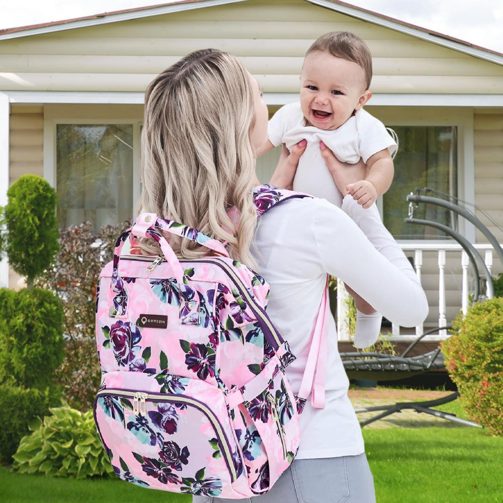 QWREOIA stroller straps enable hands-free strolling with the bag.