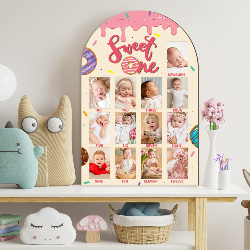 R HORSE Wood texture frame board highlighting durable, premium craftsmanship.