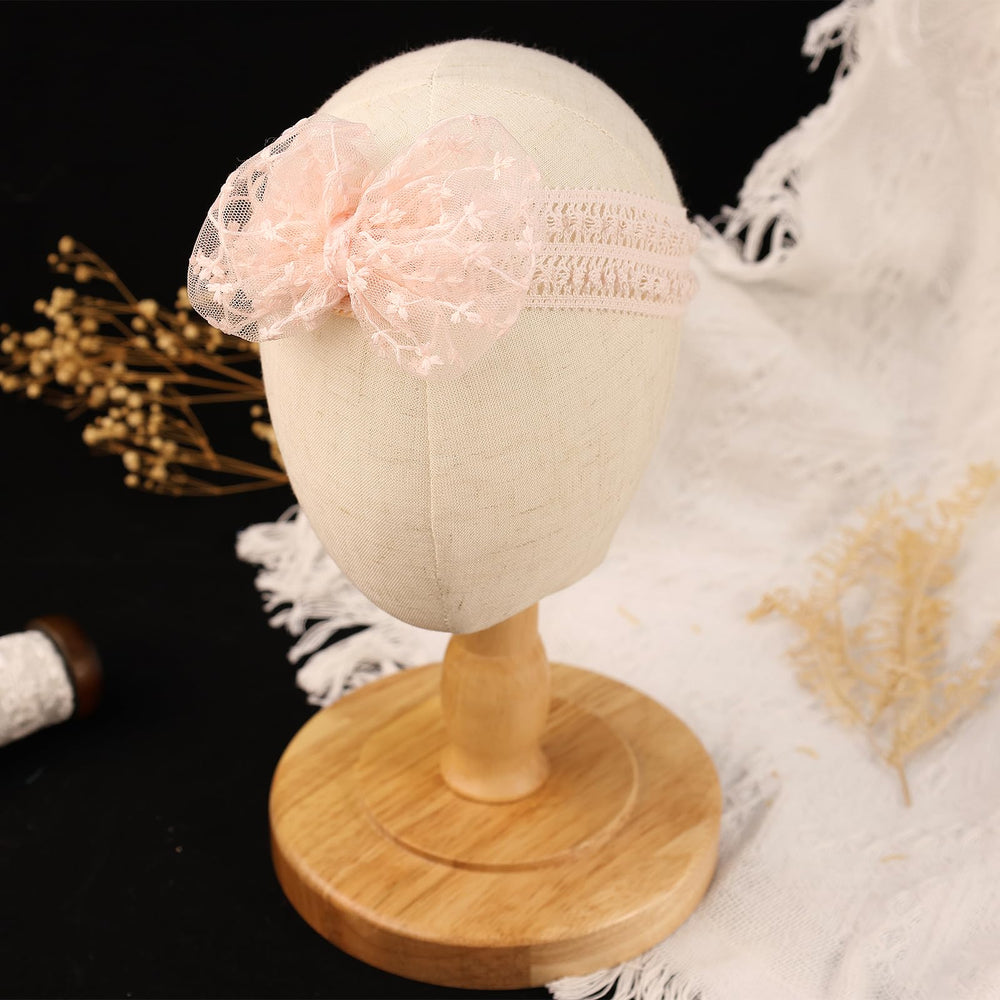 Rannyrena birthday shoot headband showcases timeless elegance for celebrations.
