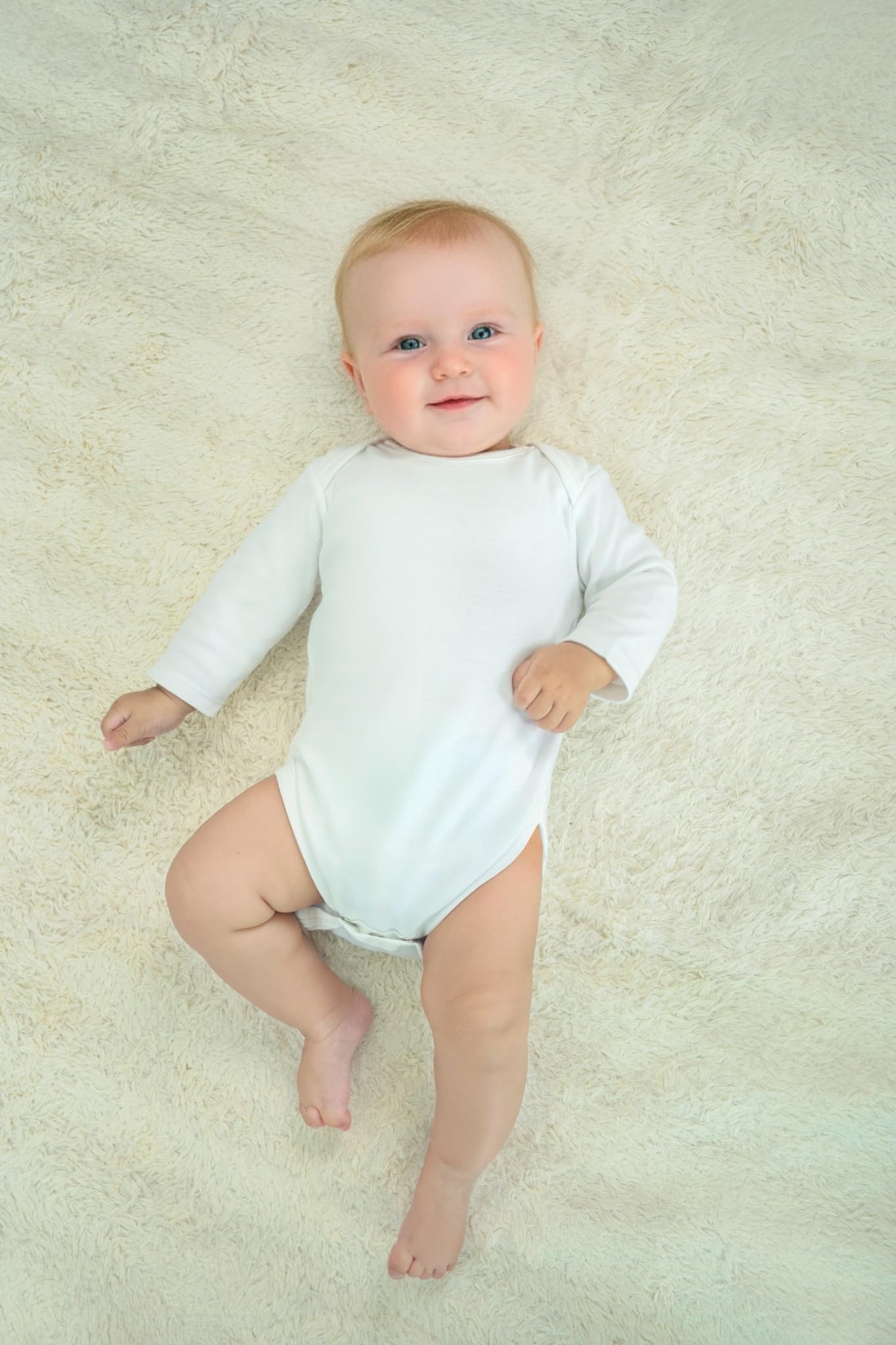 RATIVE newborn gift set presented as a thoughtful welcome gift