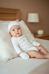 RATIVE unisex white design suited for any outfit