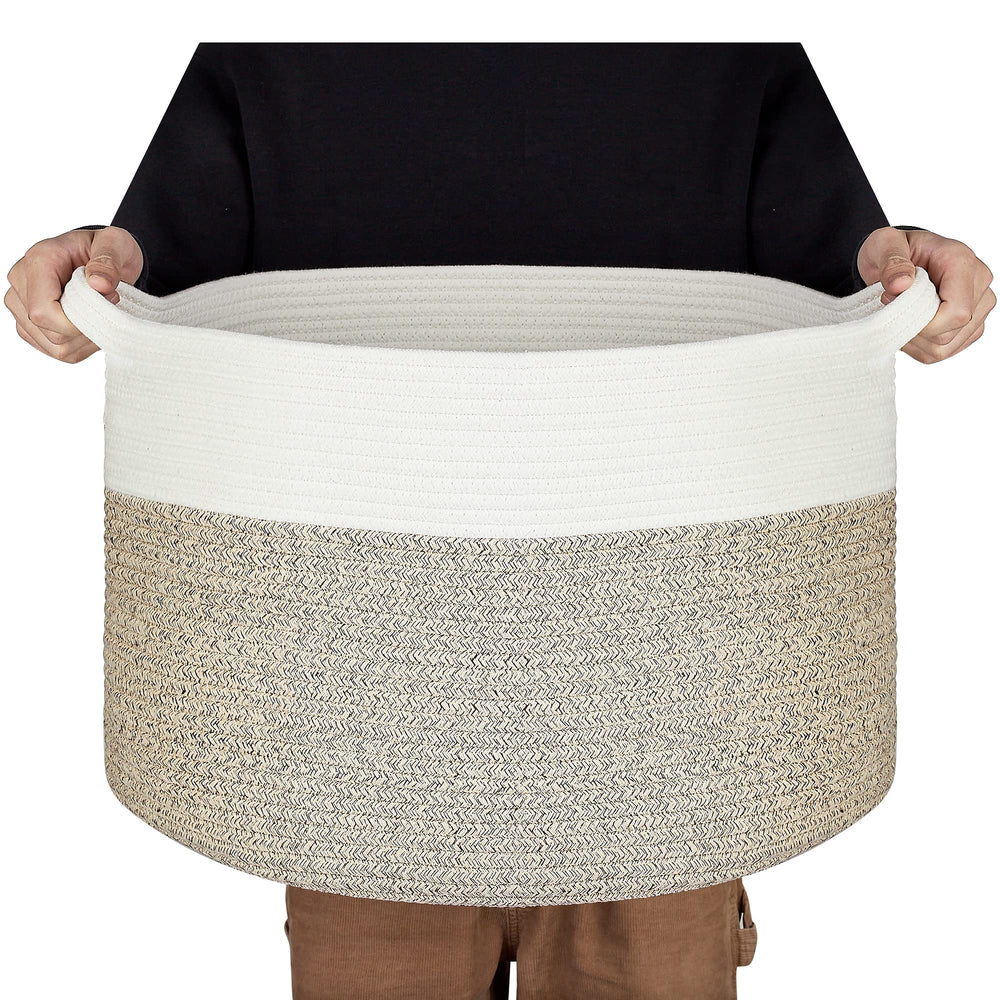 Kids-friendly Ravinte basket showing safe materials fit for nursery.