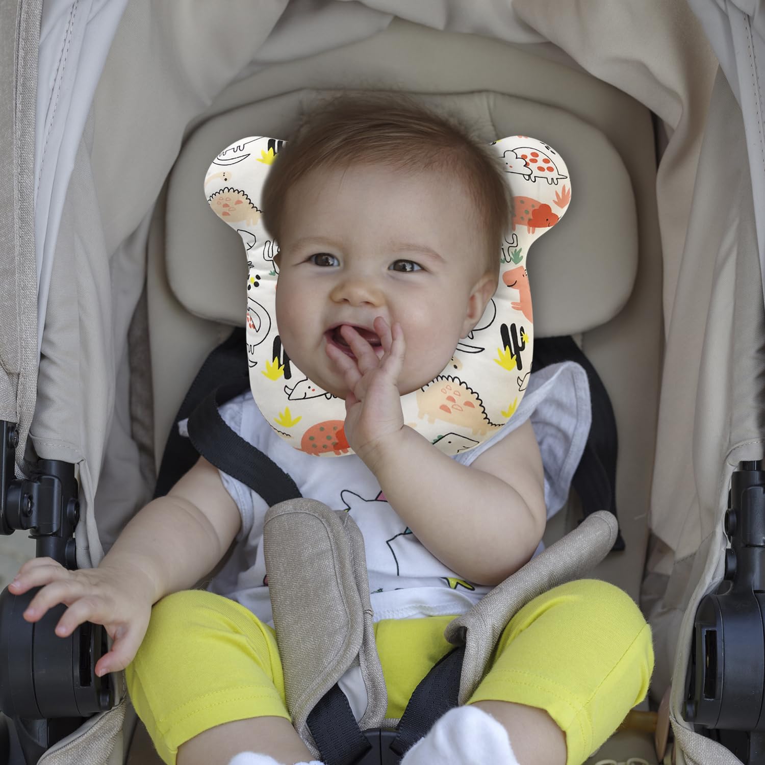 REFLYAWAY stroller-use pillow keeps little heads comfy on strolls.