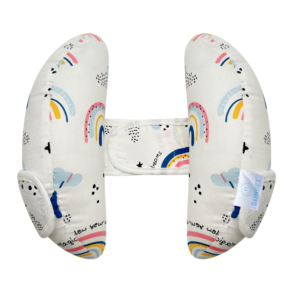 REFLYAWAY Banana U-Shape Headrest provides secure travel support for baby's head.