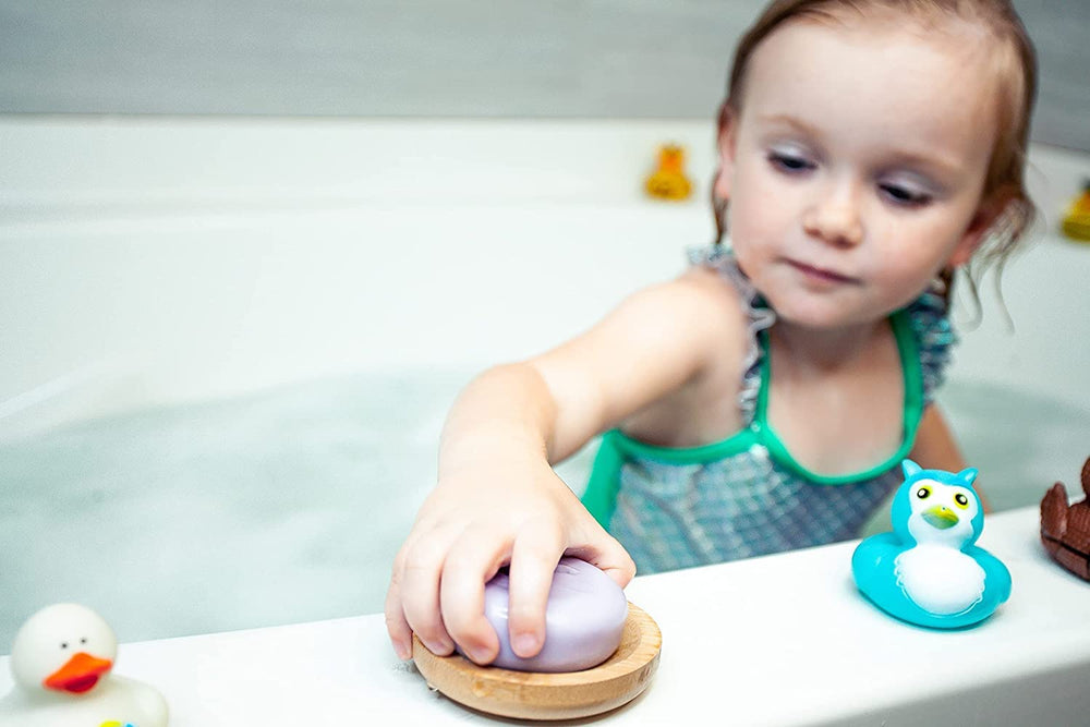 Relaxcation bath time scene showing a soothing baby cleansing ritual