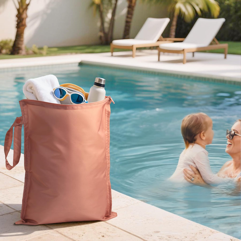 RelaxScene Wet Bag handle lets you hang it on stroller or door.