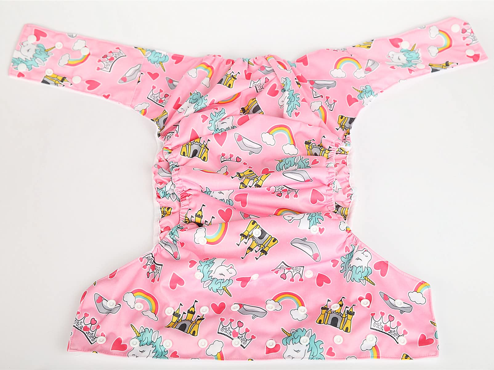 Waterproof outer layer in TPU coating keeps outer feel dry and confident.