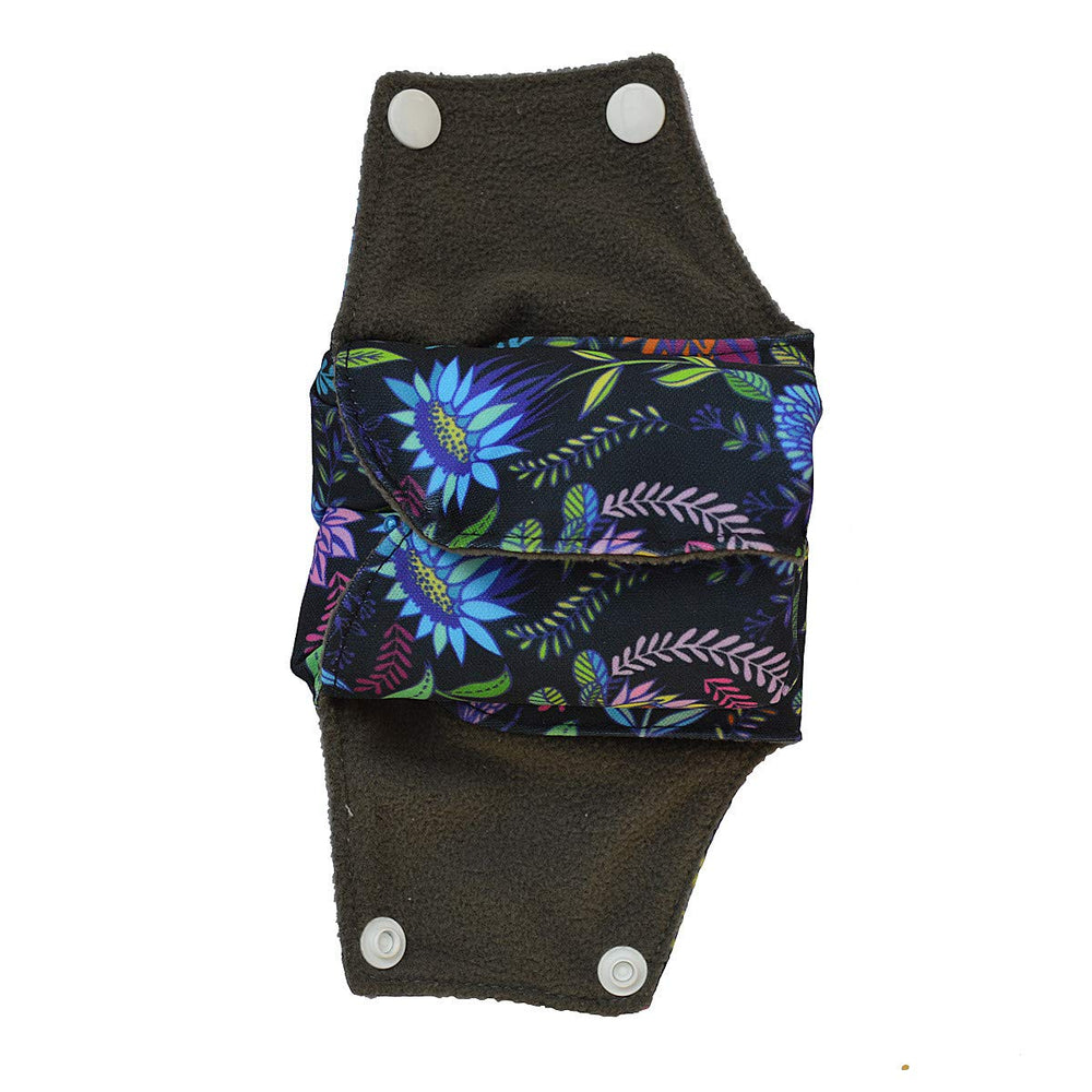 ReUseLife mini wet bag for storing used pads and on-the-go storage.