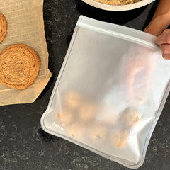 (re)zip BPA-free PEVA material highlights safe, reusable storage for leftovers.