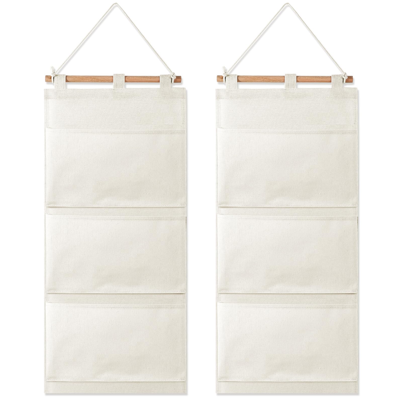 Riakrum fish extender set on a cabin door keeps gifts neatly organized