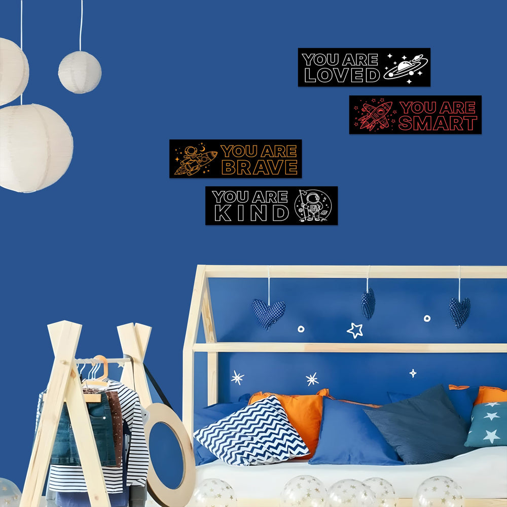 Robmoda self-adhesive astronaut wall sticker is removable without residue