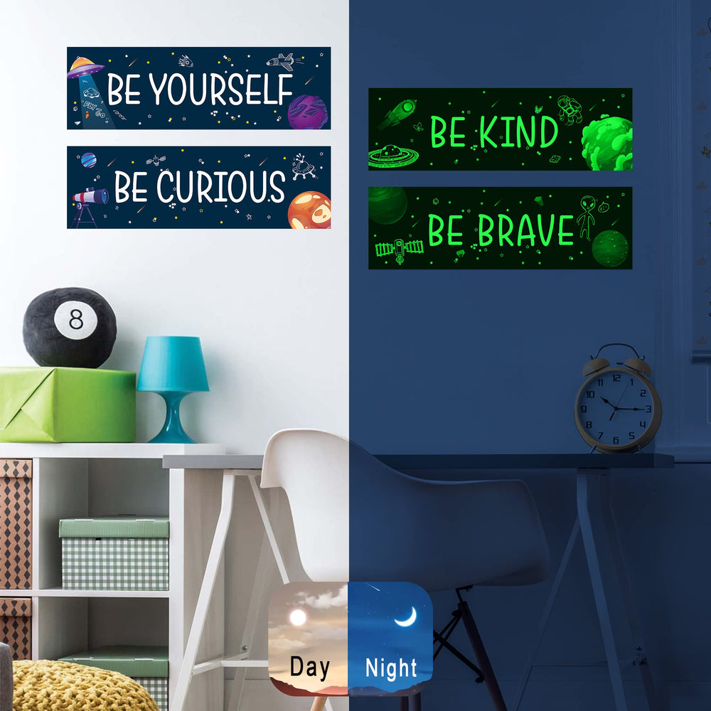 Robmoda boys room wall art stars create a cozy imaginative space.