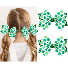 Roffiy shamrock bow clip close-up highlights glittery finish and secure grip.