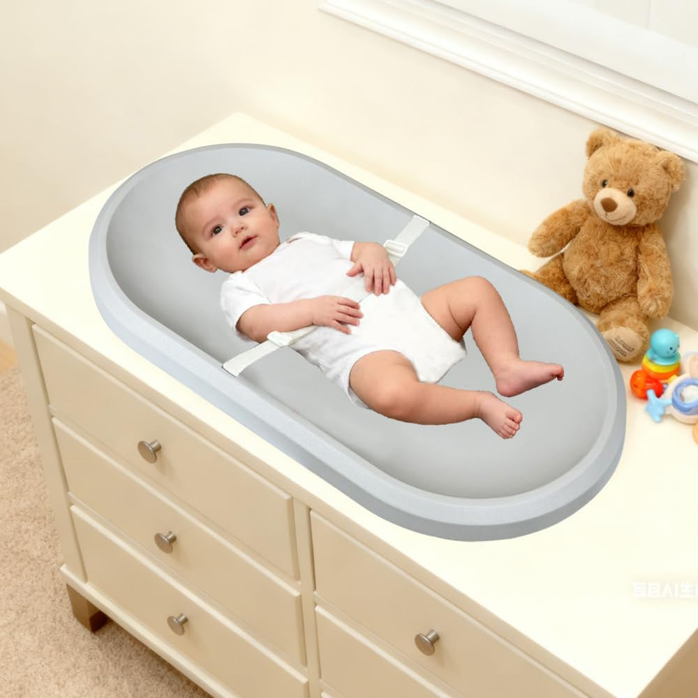 ROGSOUTH pad supports hygienic changes at home and on the go