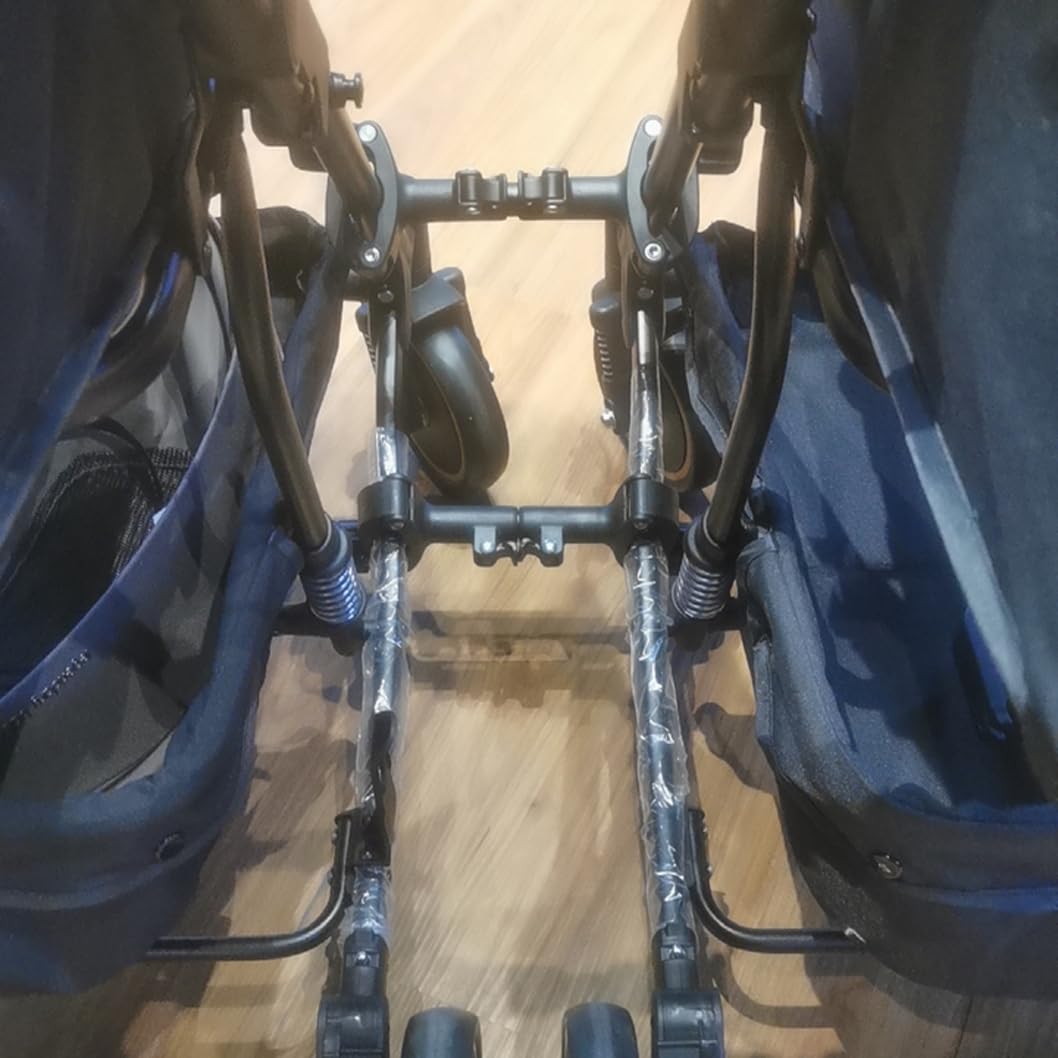 ROMIRUS ideal for outdoor family outings with two children.
