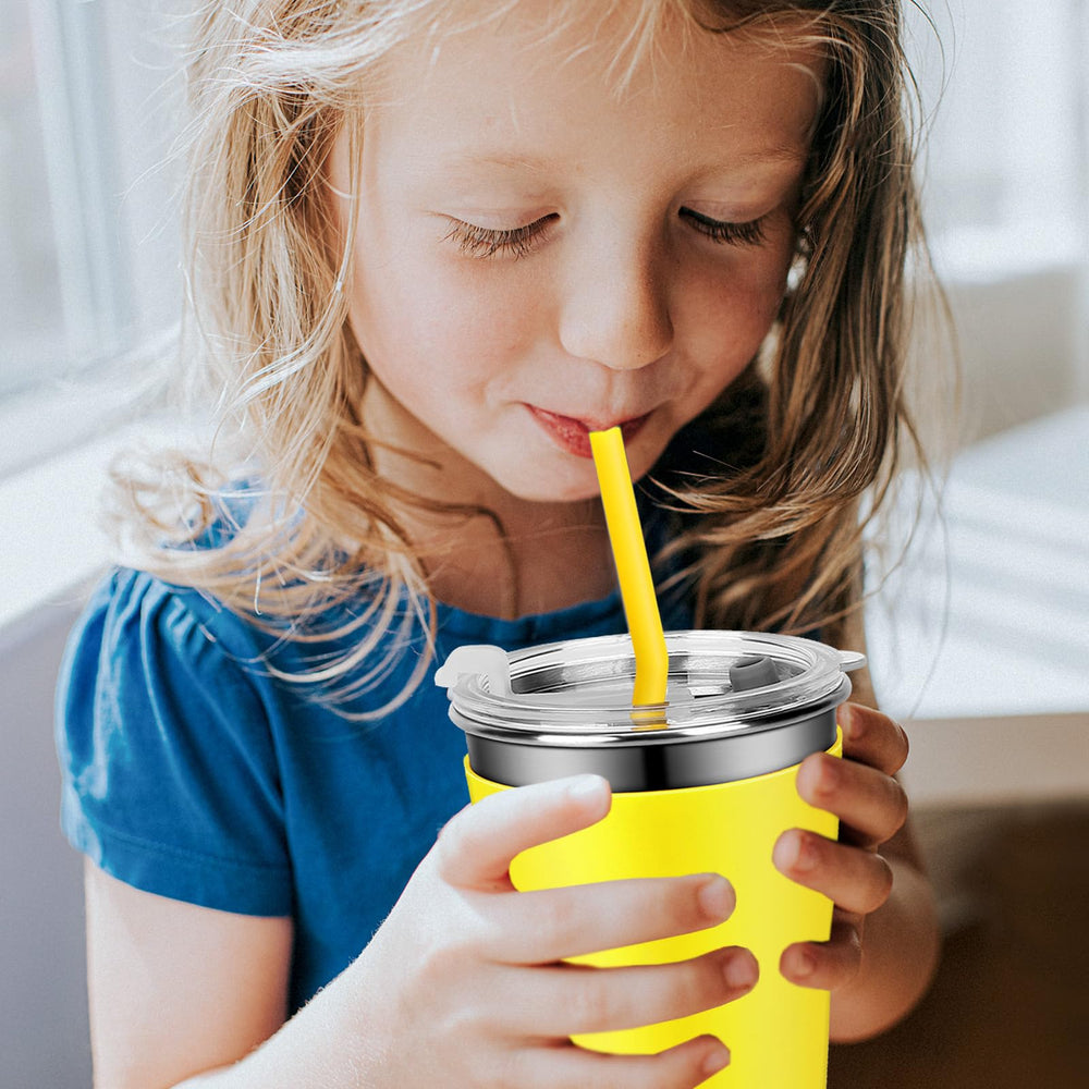 Set of two cups in green and yellow for easy family sharing.