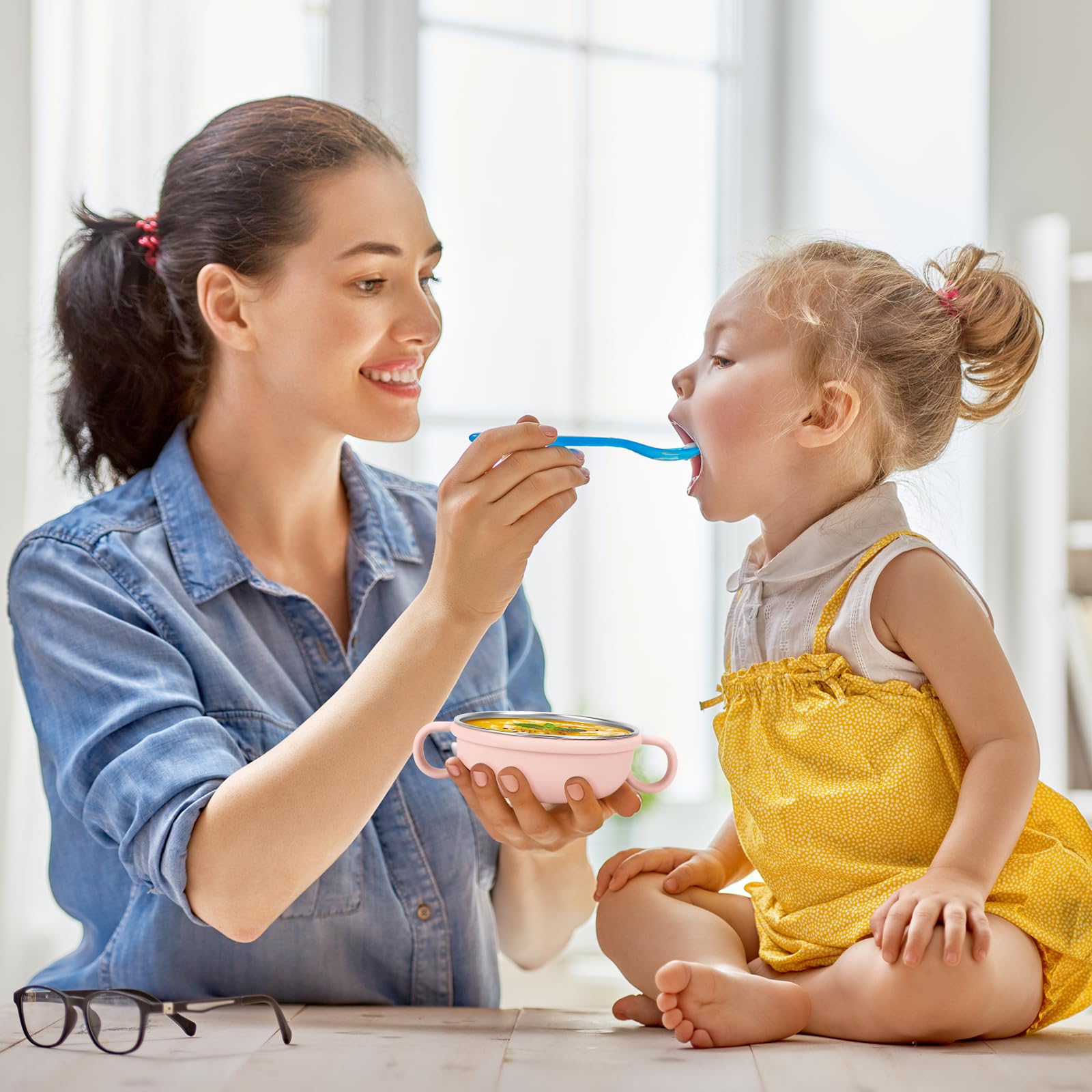 Rommeka stainless steel bowl is dishwasher safe for quick cleanup.