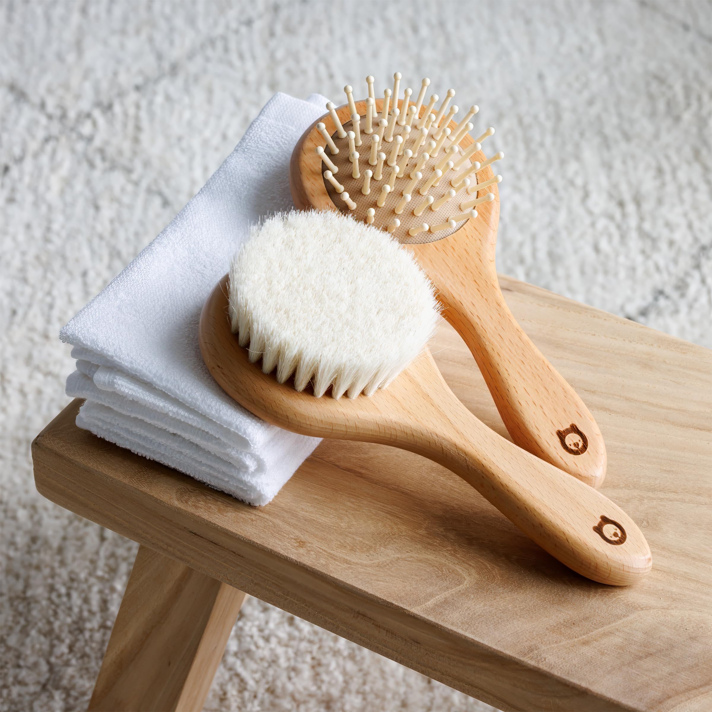 ROMY RO natural materials emphasize safe, chemical-free baby grooming.