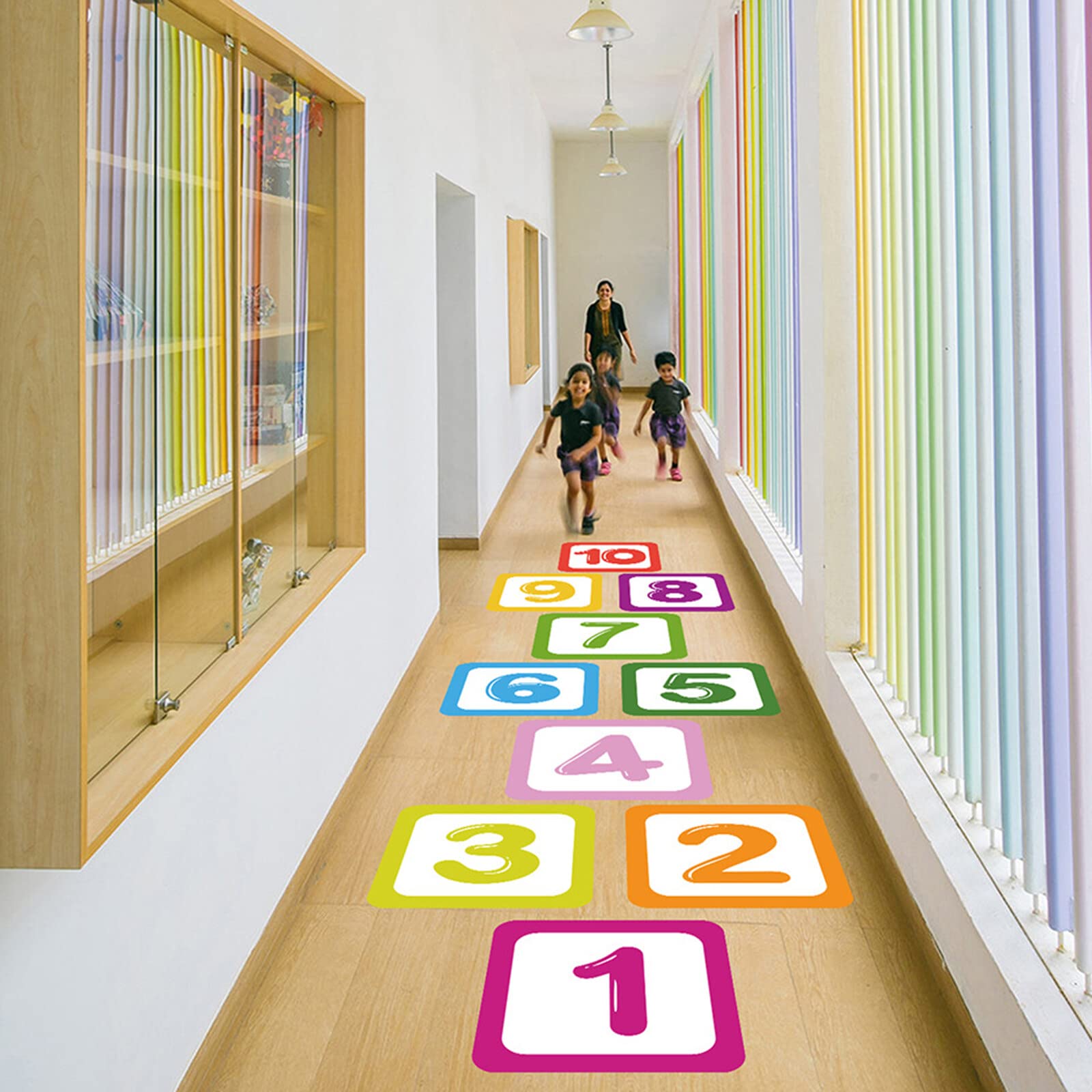 Ruiqas parent-child DIY assembly boosts creativity and bonding.