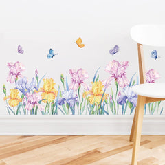 Runtoo purple-yellow iris wall sticker brings a playful floral touch to a girl's space.