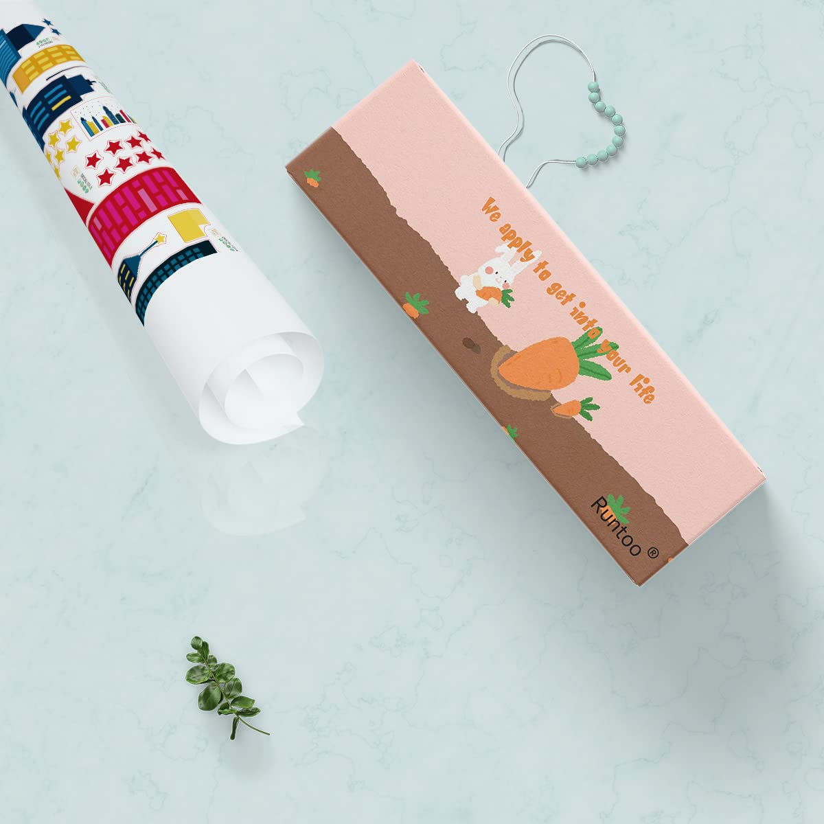 Runtoo vinyl wall decals are non-toxic and easy to remove, suitable for flexible decorating.
