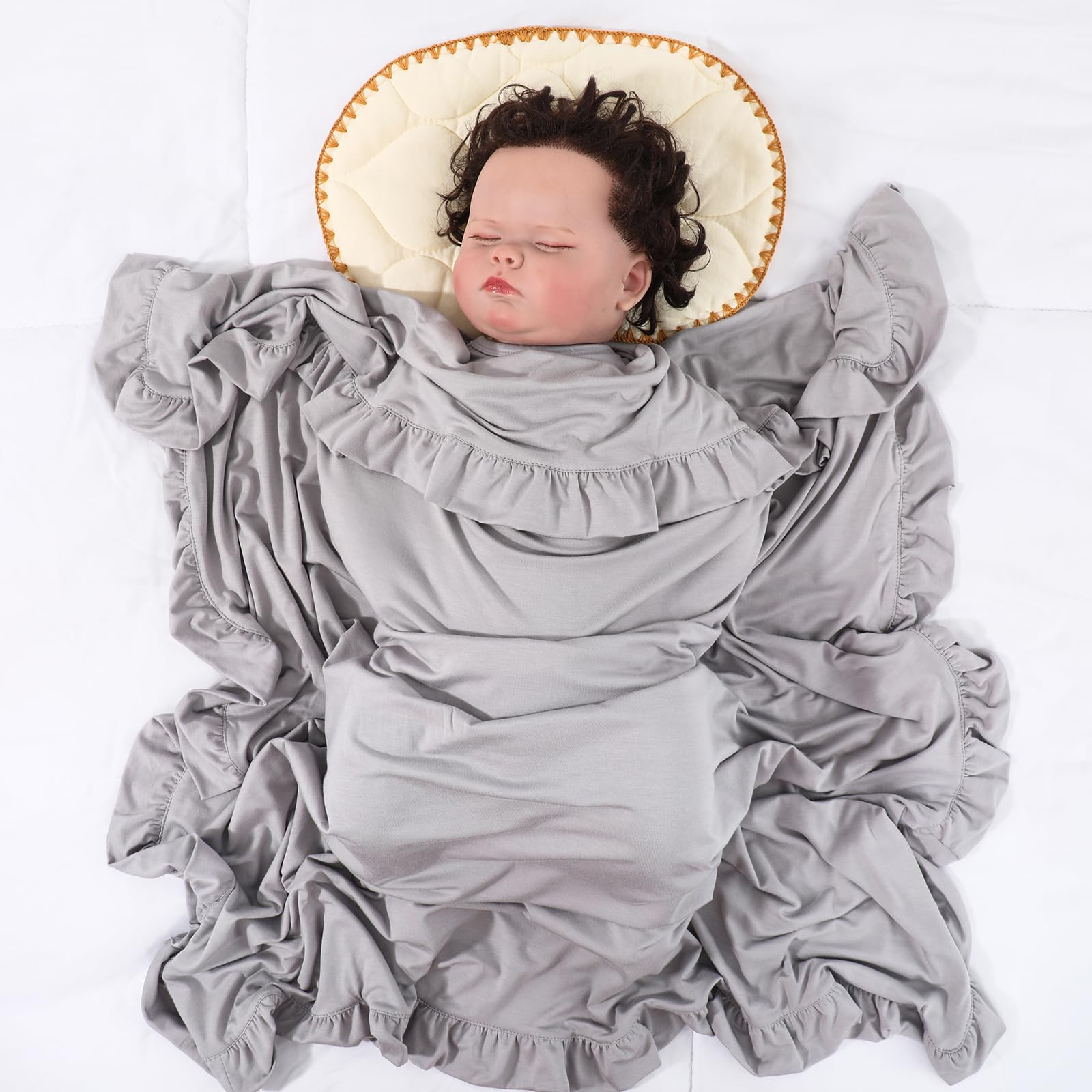 Runzhuoyang travel-friendly blanket for stroller or car seat comfort.