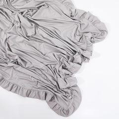 Runzhuoyang double-layer blanket offers year-round softness and warmth.