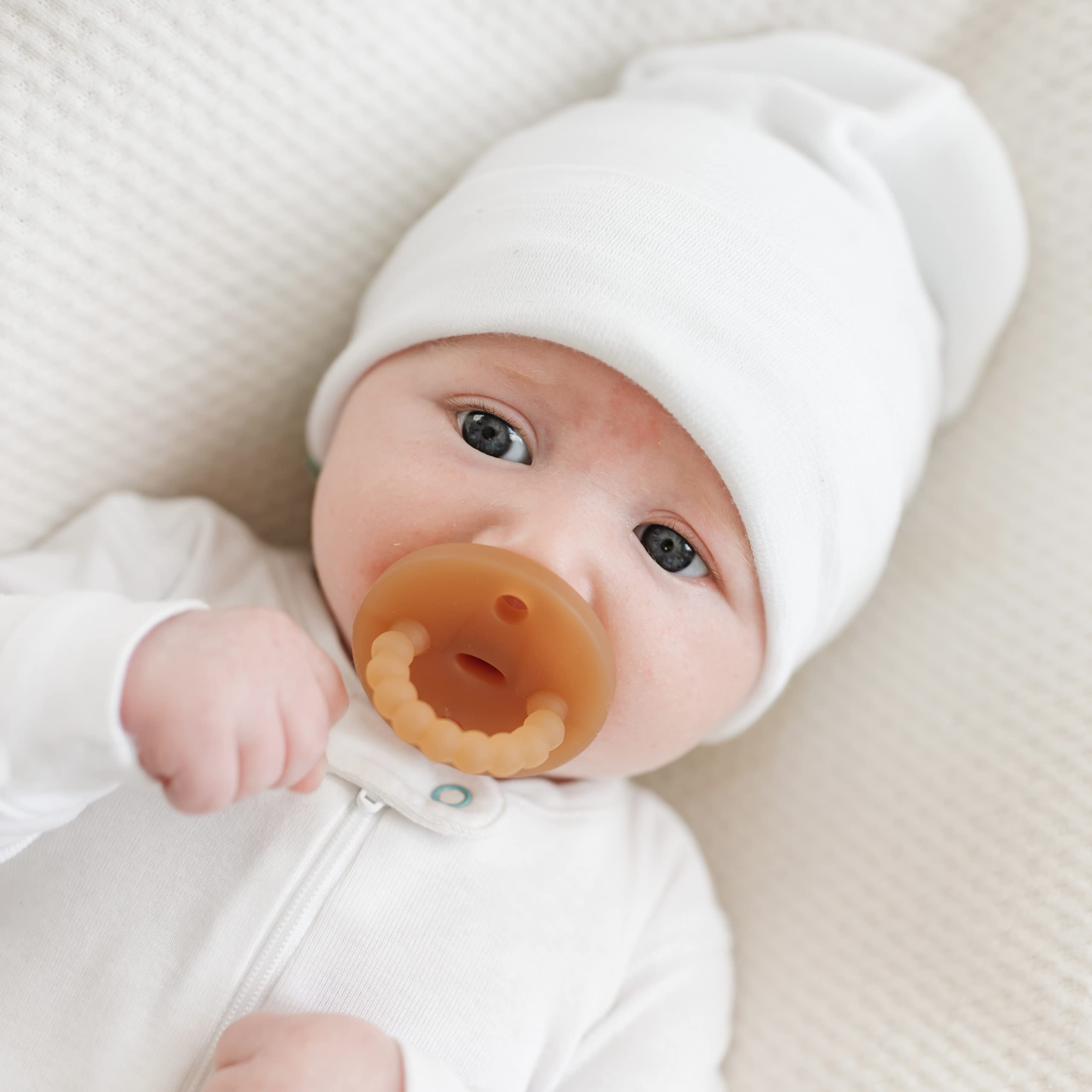 Ryan & Rose Cutie PAT flat neutral color matches baby outfits subtly
