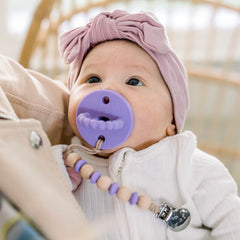 Ryan & Rose Cutie PAT teether handle offers easy grip for babies.