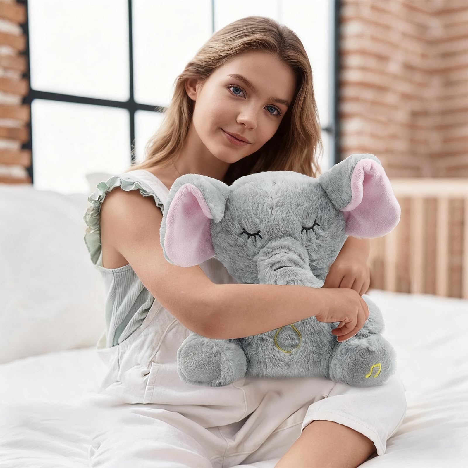 Rytopt Soft velvet skin offers a gentle cuddle during play and rest.