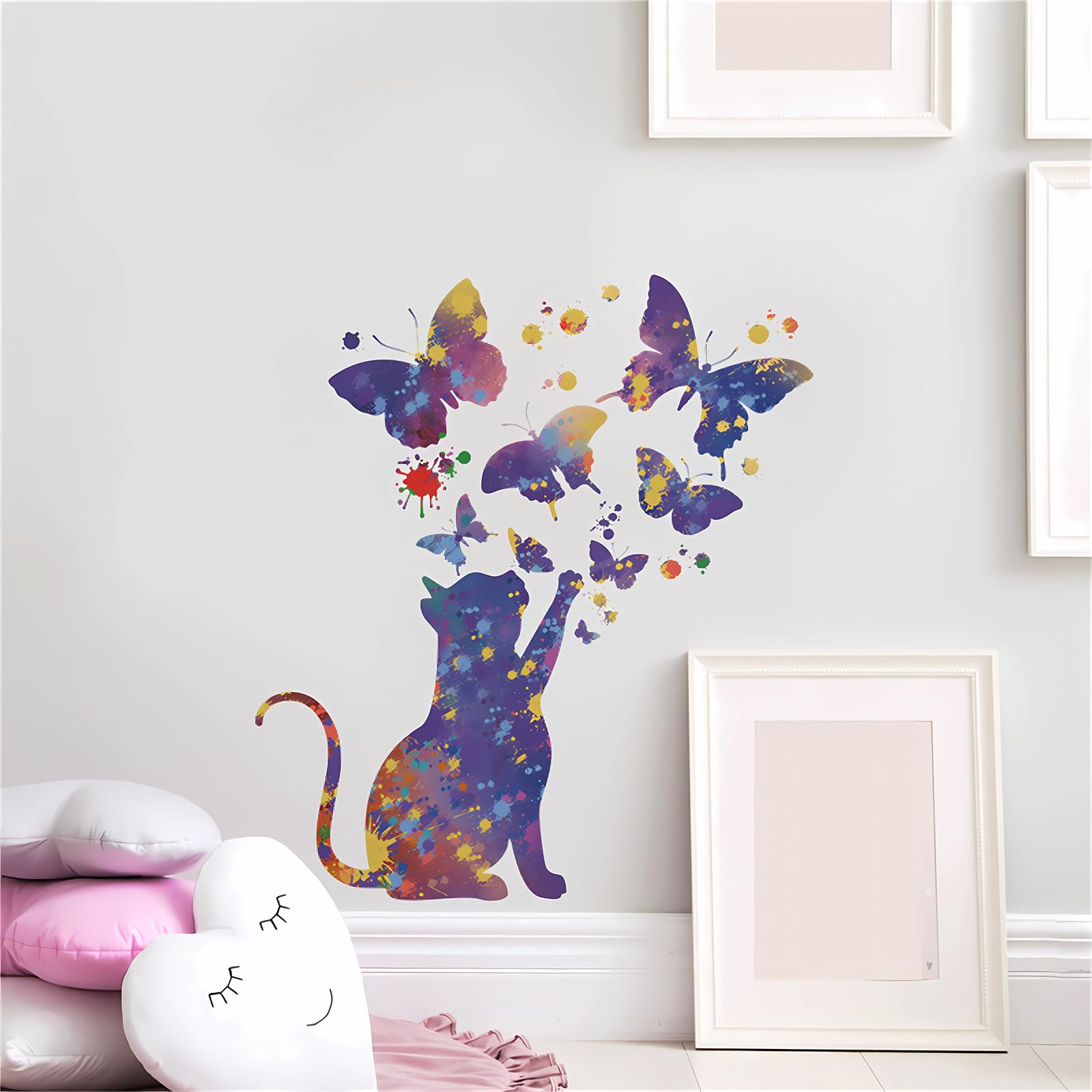 Sacinora cartoon kitten wall decal enhances living room decor with playful charm