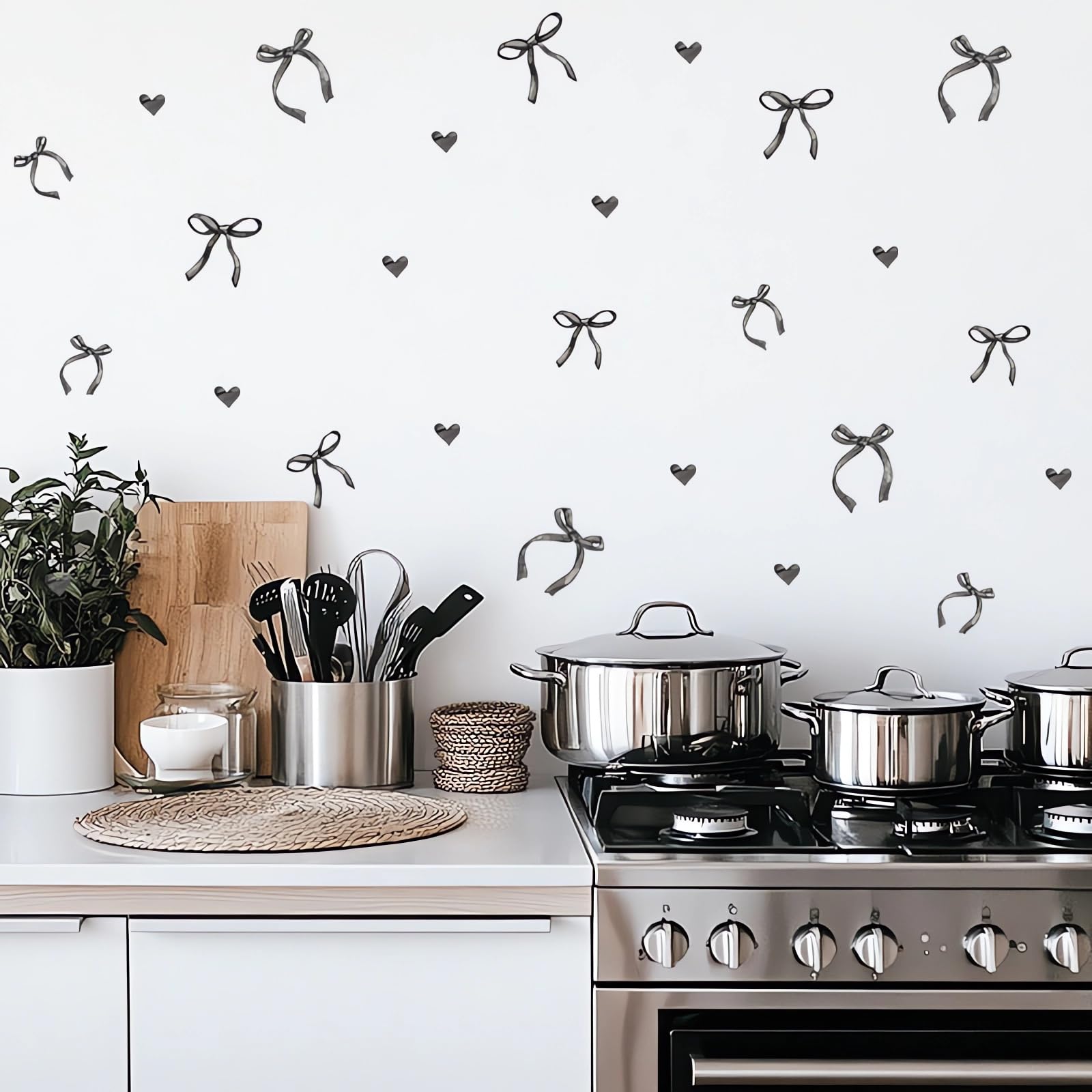 Sacinora smooth-surface decor for cabinets, doors, or refrigerators.