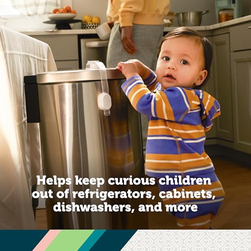 Safety 1st strap in adjustable length mode demonstrating easy one-time snap.