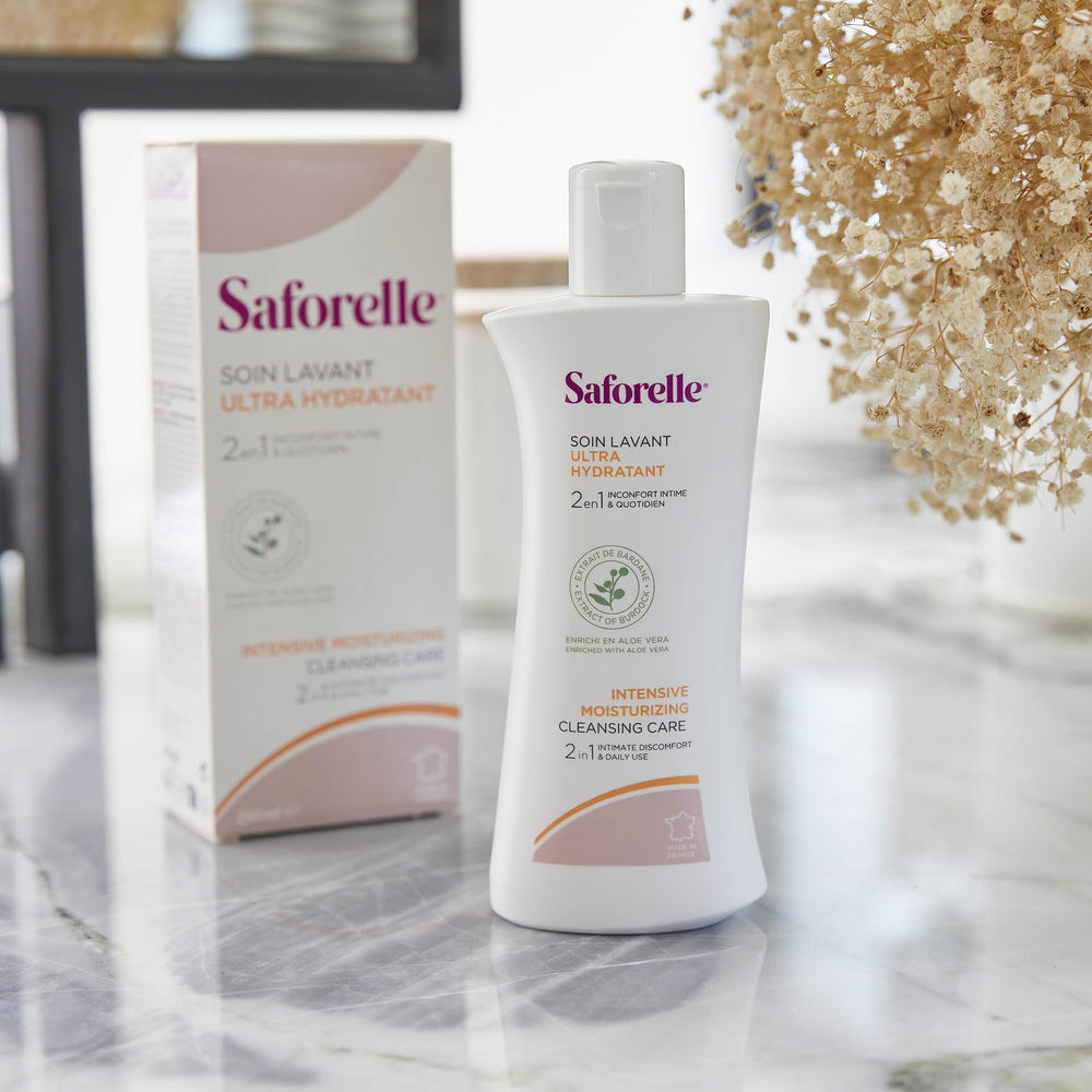 Saforelle gynecologist-tested logo communicates trusted daily care.