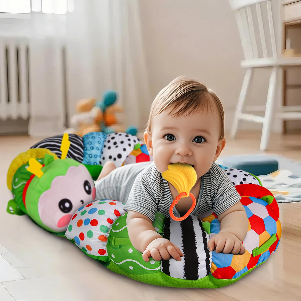 SAIMAND ABP-free teether with mirror engages baby during play.