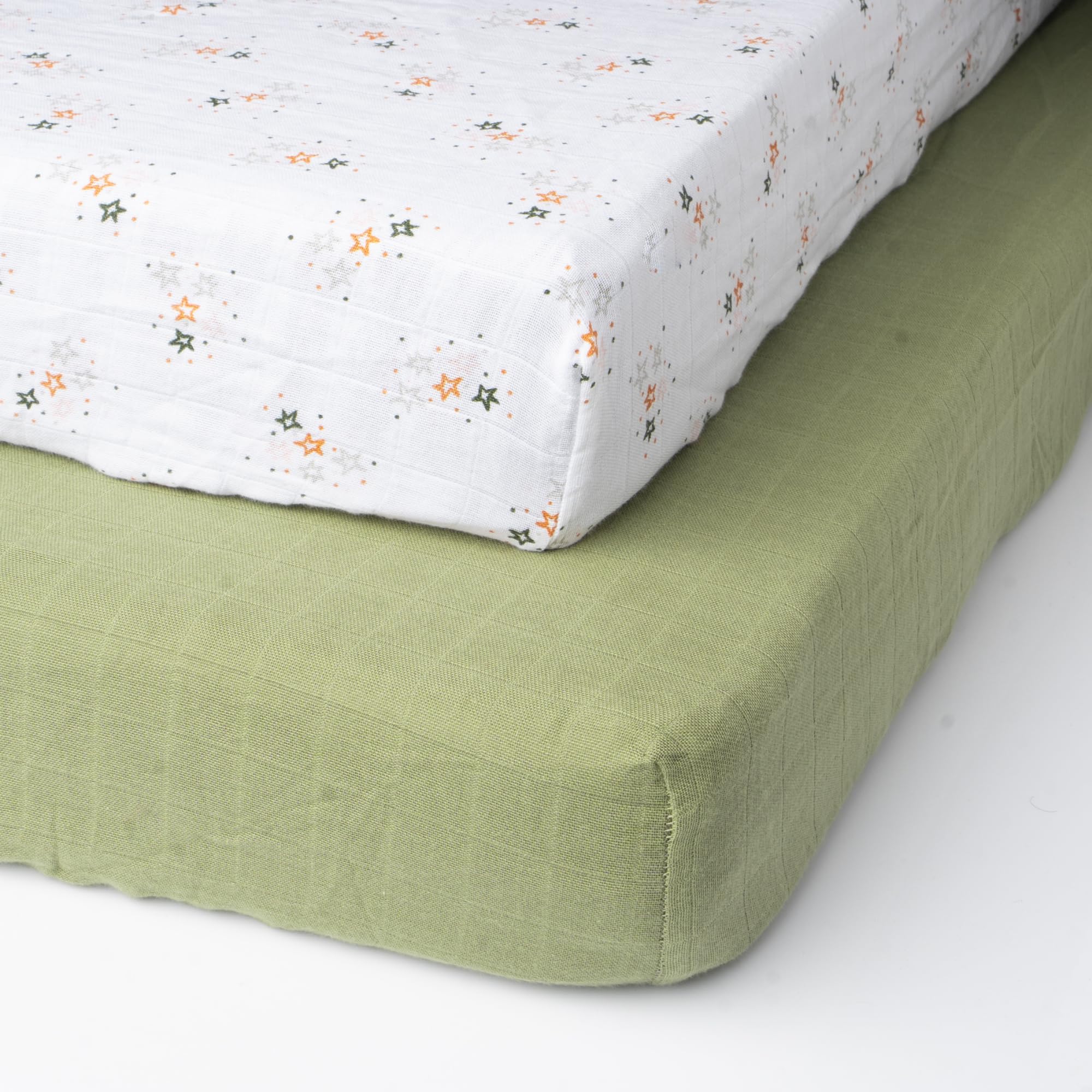 Salt Earth non-slip elastic keeps the sheet securely in place