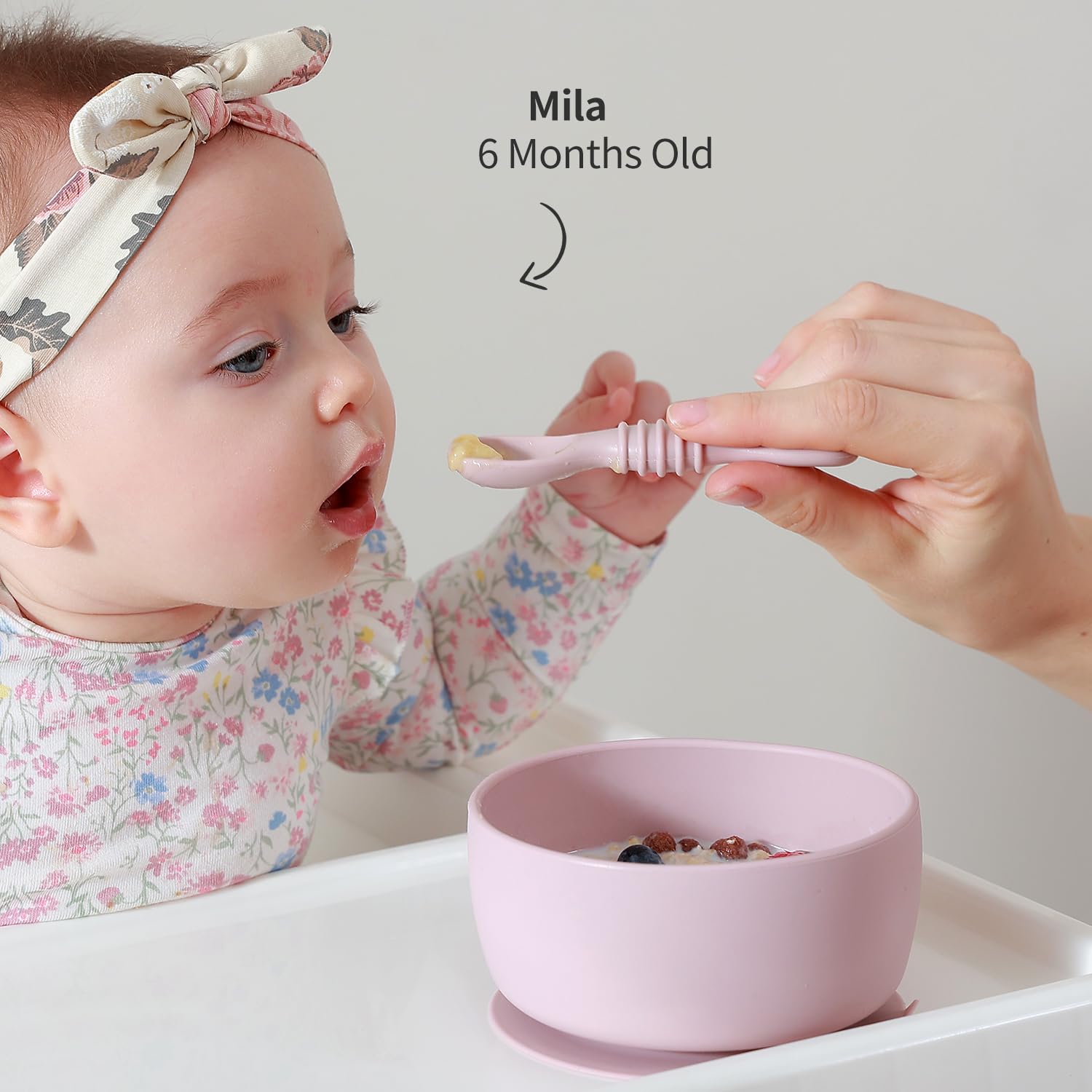 SAMiGO baby feeding set shown as a complete starter kit for first solids